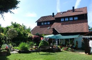 Mehrfamilienhaus kaufen in 82216 Maisach, Maisach - Architektonisches Unikat - Stil, Ruhe und Exklusivität in FFB