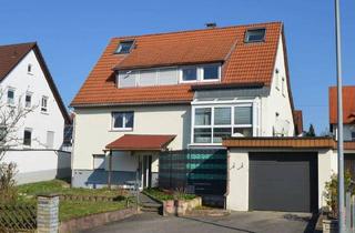 Haus kaufen in 71277 Rutesheim, Rutesheim - Zweifamilienhaus in traumhafter Lage Rutesheims