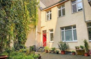 Haus kaufen in 10119 Berlin, Berlin - Stilvoll modernisierte Remise mit ca. 124 m² Gesamtfläche und hochwertiger Ausstattung