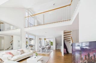 Penthouse kaufen in 60599 Sachsenhausen, Exklusive 4,5‑Zimmer Penthouse‑Maisonette mit Galerie, 4 Balkonen und 2 TG-Stellplätzen In Sach
