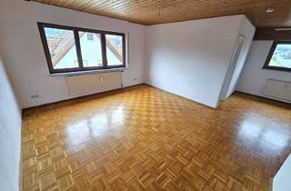 Wohnung kaufen in 75334 Straubenhardt, Charmante Dachgeschosswohnung mit ausgebautem Dachstudio, Balkon & 2 Stellplätzen