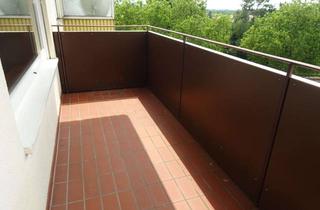 Wohnung kaufen in 68519 Viernheim, 3 ZKB mit großem Balkon und Garage in gepflegter Wohneinheit