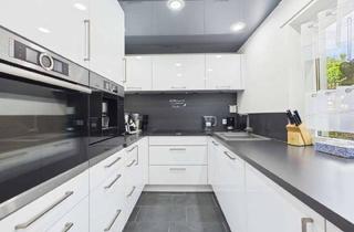 Wohnung kaufen in 65391 Lorch, Geschmackvoll modernisierte Eigentumswohnung im Erdgeschoss mit Garage