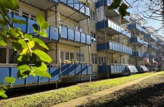Wohnung kaufen in 79102 Oberau, Wohnen in FR-Oberau: vermietete 2-Zimmer-Wohnung mit Balkon
