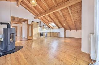 Wohnung kaufen in 83209 Prien, Bayerischer Charme mit Bergblick - 2 Balkonen und Holzkamin auf Erbpachtgrundstück