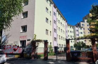 Wohnung kaufen in Regina-Jonas-Straße, 10999 Kreuzberg, Urbanes Investment mit Weitblick im Kreuzberger Kiez - Nahe Landwehrkanal am Wassertorplatz