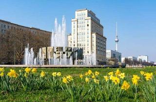 Wohnung kaufen in Strausberger Platz, 10243 Berlin, Repräsentative Altbauresidenz in ikonischer Lage am Strausberger Platz