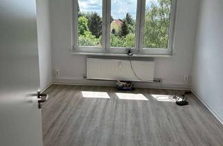 Wohnung mieten in Hauptstr. 13, 07646 Schöngleina, Schöne 3-Raum-Wohnung mit Einbauküche