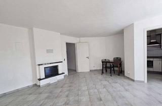 Wohnung mieten in 61267 Neu-Anspach, Renovierte, gut geschnittene 2 Zi. Wohnung mit Kamin, Balkon und TG Stellplatz