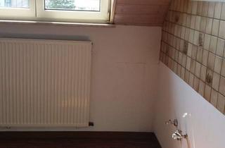 Wohnung mieten in Egerstraße, 65205 Erbenheim, Schöne 2-Raum-Dachgeschosswohnung in Wiesbaden