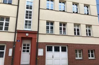 Wohnung mieten in Töpferberg, 19053 Feldstadt, 3-Zimmer-Wohnung in der Feldstadt mit Balkon