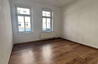 Wohnung mieten in Dryanderstraße 33, 06110 Halle, Helle 3-Raum-Wohnung mit Balkon im Erdgeschoss – zentrale Lage in Halle (Saale)
