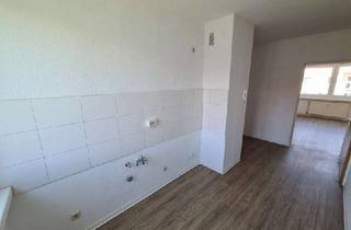 Wohnung mieten in Gardelegener Str. 32 a, 39576 Stendal, 3-Zimmer Wohnung mit Balkon in ruhiger Lage!