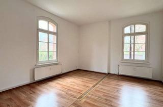Wohnung mieten in Brückenstraße 31, 14913 Jüterbog, Tolle 3-Zimmer-Maisonette im Erdgeschoss mit großem Balkon, Kamin, EBK, Wanne & Dusche