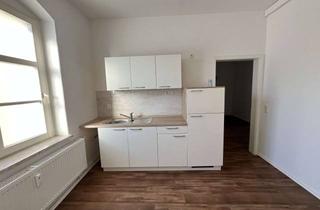 Wohnung mieten in Franz-Hübsch-Straße, 09661 Hainichen, Ruhige Wohnlage trifft zentrale Lage – Wohnung mit Einbauküche