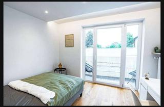 WG-Zimmer mieten in Obere Baustraße 14, 90478 Glockenhof, 12m² Zimmer in 3er-WG | Nürnberg-Zerzabelshof | ab sofort