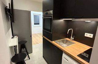 WG-Zimmer mieten in Gugelstraße 96, 90459 Nürnberg, 10m² Zimmer in 3er-WG | Nürnberg-Gibitzenhof | ab sofort