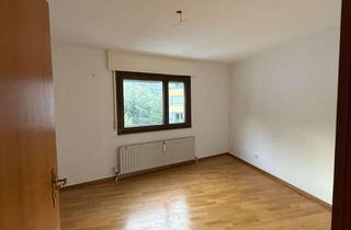 WG-Zimmer mieten in 73733 Esslingen, Zimmer in Frauen-WG mit wunderschönem Ausblick in Esslingen-Weil