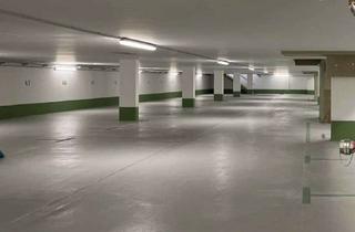Garagen mieten in Regattastraße 154, 12527 Grünau, Sicher parken: Tiefgaragenstellplatz in Berlin-Grünau