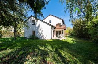 Einfamilienhaus kaufen in 93073 Neutraubling, Großes Traumgrundstück in ruhiger Lage mit modernisierungsbedürftigem Einfamilienhaus