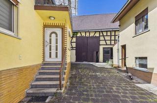Einfamilienhaus kaufen in 63674 Altenstadt, Einfamilienhaus mit Scheune, Pferdeställen, großzügigen Garten und Zusatzgebäude in Altenstadt