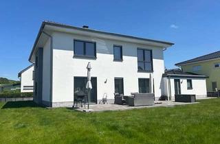 Einfamilienhaus kaufen in 67734 Katzweiler, Freistehendes Einfamilienhaus mit Doppelgarage