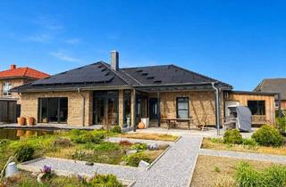 Haus kaufen in 25761 Büsum, Energieeffizienter Bungalow auf ca. 1.091 m² Grundstück in ruhigem Büsumer Wohngebiet