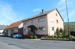 Haus kaufen in 36110 Schlitz, Charmanter Resthof mit ca. 3.100 m² Grundstück, Nebengebäuden & Terrasse mit Fernblick