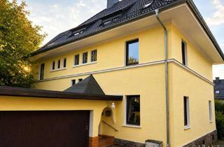 Villa kaufen in 95233 Helmbrechts, Historische Villa mit Charme und Gestaltungspotenzial