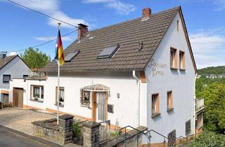 Einfamilienhaus kaufen in 53545 Linz, Einfamilienhaus mit Traumblick in Linz am RheinLage, Lage, Lage unterhalb des Kaiserberges