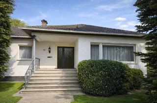 Einfamilienhaus kaufen in Antoniter Straße 43, 53179 Bonn, Freistehendes Einfamilienhaus mit großzügigem Garten und Doppelgarage in Lannesdorf