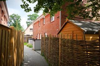 Haus mieten in Otto Hahn Straße 1J, 24211 Preetz, KfW 40 EE – DHH 5 Zimmer – PKW Wallbox - Wärmepumpe - Solarthermie