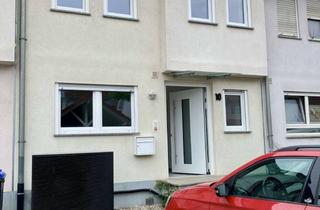Haus mieten in Heinrich-Hansjakob-Straße 10, 79346 Endingen, Ideal für Familien mit 2 oder mehr Kindern: Energie A+ Reihenmittelhaus in Endingen a.K.