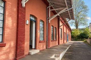 Büro zu mieten in 59755 Arnsberg, Büro- und Lagerflächen mit Industriecharme und flexiblen Nutzungsmöglichkeiten in Neheim