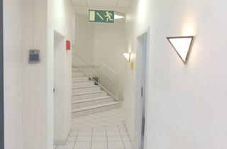 Gewerbeimmobilie mieten in Schäferstr. 18, 66953 Pirmasens, Lager Halle