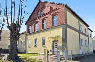 Anlageobjekt in 15938 Golßen, Vollvermietetes Mehrfamilienhaus mit 7 Einheiten im Stadtkern von Golßen Niederlausitz