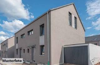 Anlageobjekt in Reinholdstraße xxxx, 47137 Mittelmeiderich, Dreifamilienhaus mit Garage + Kapitalanlage +