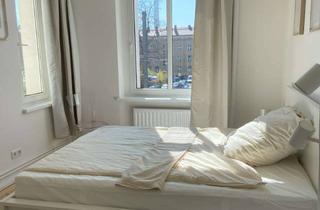 Immobilie mieten in Torstraße 37, 10119 Prenzlauer Berg, Urban Life Torstr. – Möbliert, Sonnig, Saniert & Alex-View