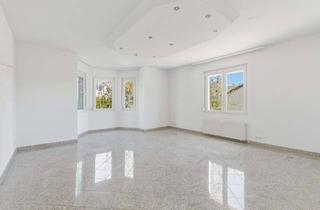 Wohnung kaufen in 73235 Weilheim, Altbaucharme mit modernem Wohnkomfort – 3-Zimmer-Wohnung im Hochparterre mit Süd-West-Balkon