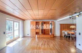 Haus kaufen in 83512 Wasserburg, Sofort bezugsfrei: Charmantes Reihenmittelhaus mit PV-Anlage, Kamin & traumhaftem Blick ins Grüne