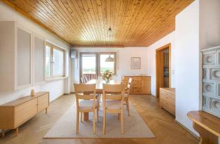 Wohnung kaufen in 94327 Bogen, Großzügige Etagenwohnung mit Wintergarten, Gartenzugang & moderner Haustechnik in ruhiger Lage