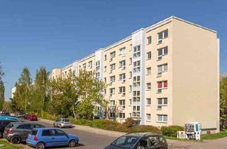 Wohnung mieten in Wölfnitzer Ring 83, 01169 Gorbitz-Süd, Ab Ende Mai NEU SANIERT 2 Raum-Wohnung mit Balkon