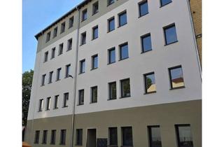 Wohnung mieten in Werneburgstraße, 99817 Eisenach, Große Wohnküche mit sonnigem Balkon. Erstbezug nach energetischer Vollsanierung