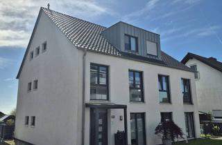 Wohnung mieten in 42799 Leichlingen, Lichtdurchflutete 3-Zimmer-Wohnung mit Panorama-Balkon