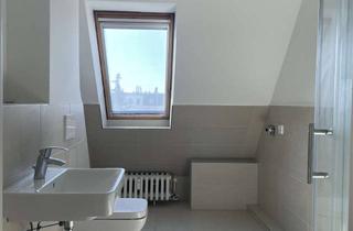 Wohnung mieten in Klixstraße 13, 13403 Reinickendorf, Dachgeschosswohnung mit Einbauküche und Balkon ohne Aufzug
