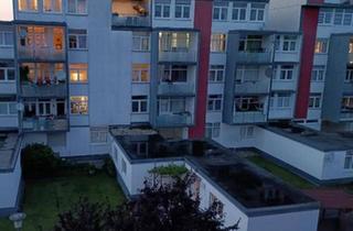 Wohnung kaufen in 53125 Bonn, Bonn - 4-Zimmer-Wohnung 96 m² mit Parkplatz & Aufzug gute Kapitalanlage