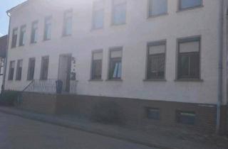 Haus kaufen in 38486 Klötze, Klötze - 2-Familienhaus mit Hof, Garten und Nebengelass