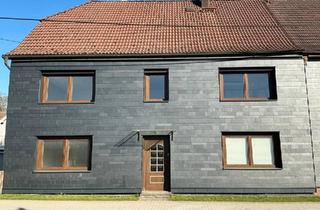 Einfamilienhaus kaufen in 98553 Schleusingen, Schleusingen - Großes, vielseitiges Einfamilienhaus zum Kauf, provisionsfrei