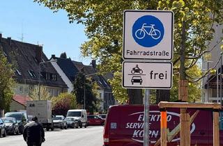 Wohnung kaufen in 90409 Nürnberg, Nürnberg - DG 1,5 Zimmerwohnung in Top-Zustand