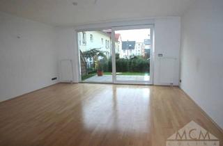 Reihenhaus kaufen in 60435 Frankfurt, Frankfurt am Main / Berkersheim - Schönes Reihenhaus in familienfreundlicher Lage Frankfurts - mit zwei Kfz-Stellplätzen
